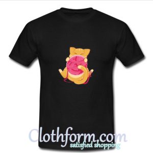 Cat And Yarn Cat Playing WIth Ball Of Yar T Shirt At