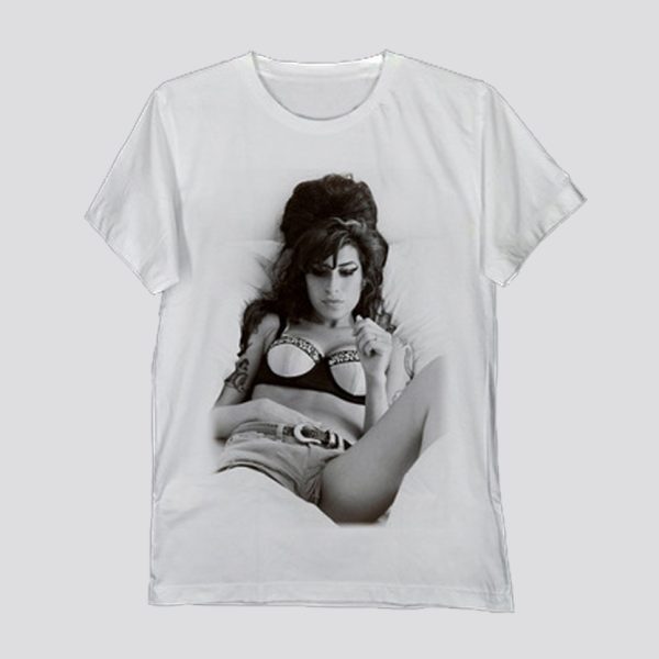 Amy Winehouse Sexy On The Bed Amy Jade T Shirt SN